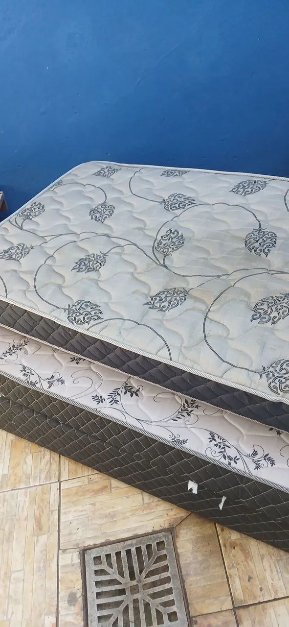 Vendo cama box solteiro com auxiliar  - Foto 2