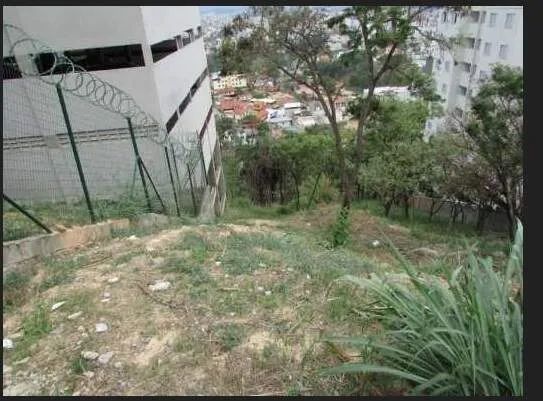Lote de 564 m² no bairro Ouro Preto. - Foto 2