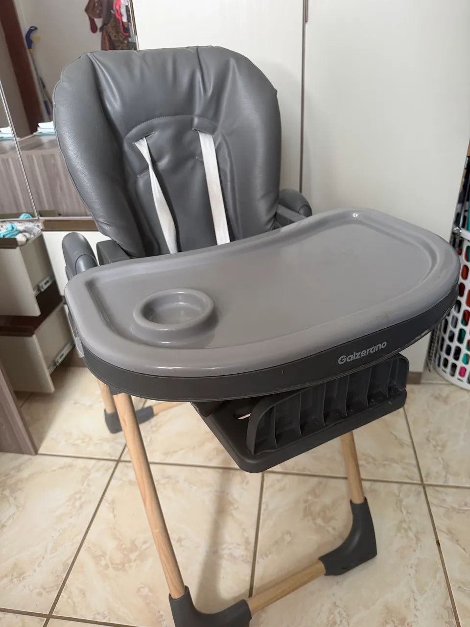 Cadeira de refeição para bebê 