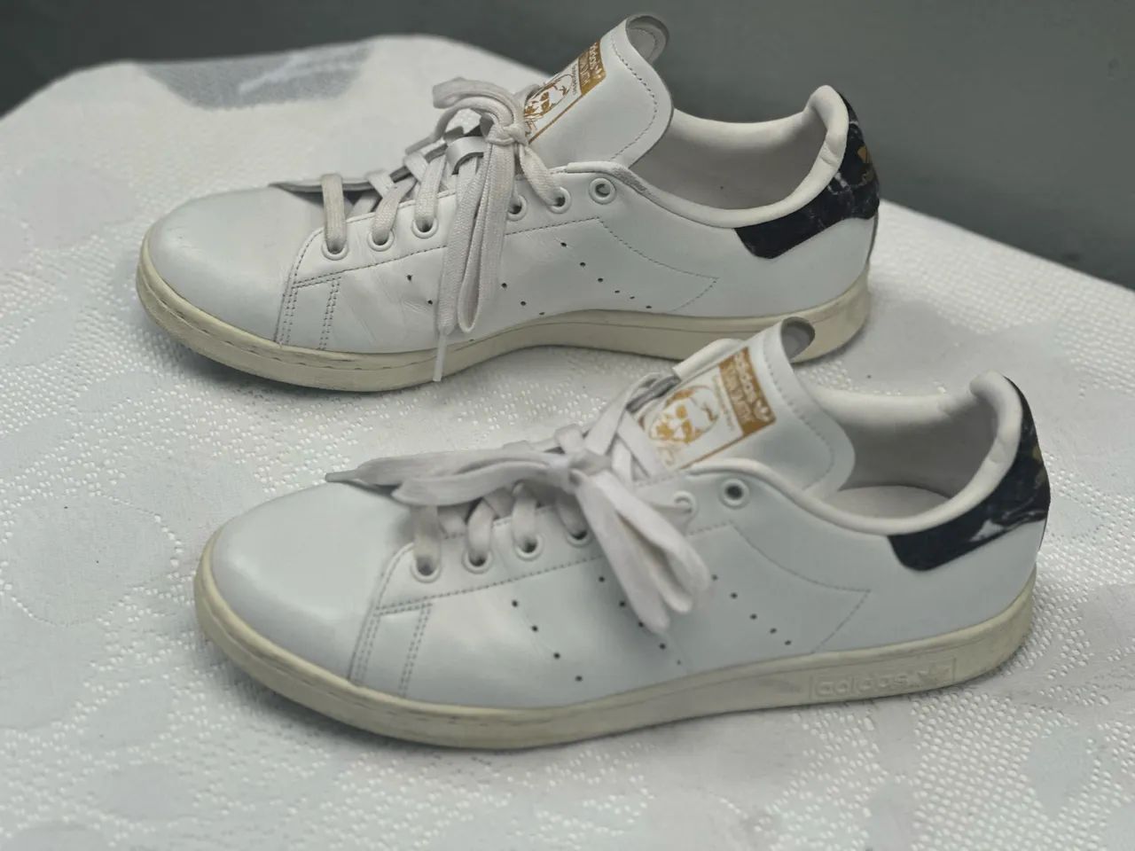 ADIDAS STAN SMITH 41/42 TRAZIDO DO JAPÃO  - Foto 2