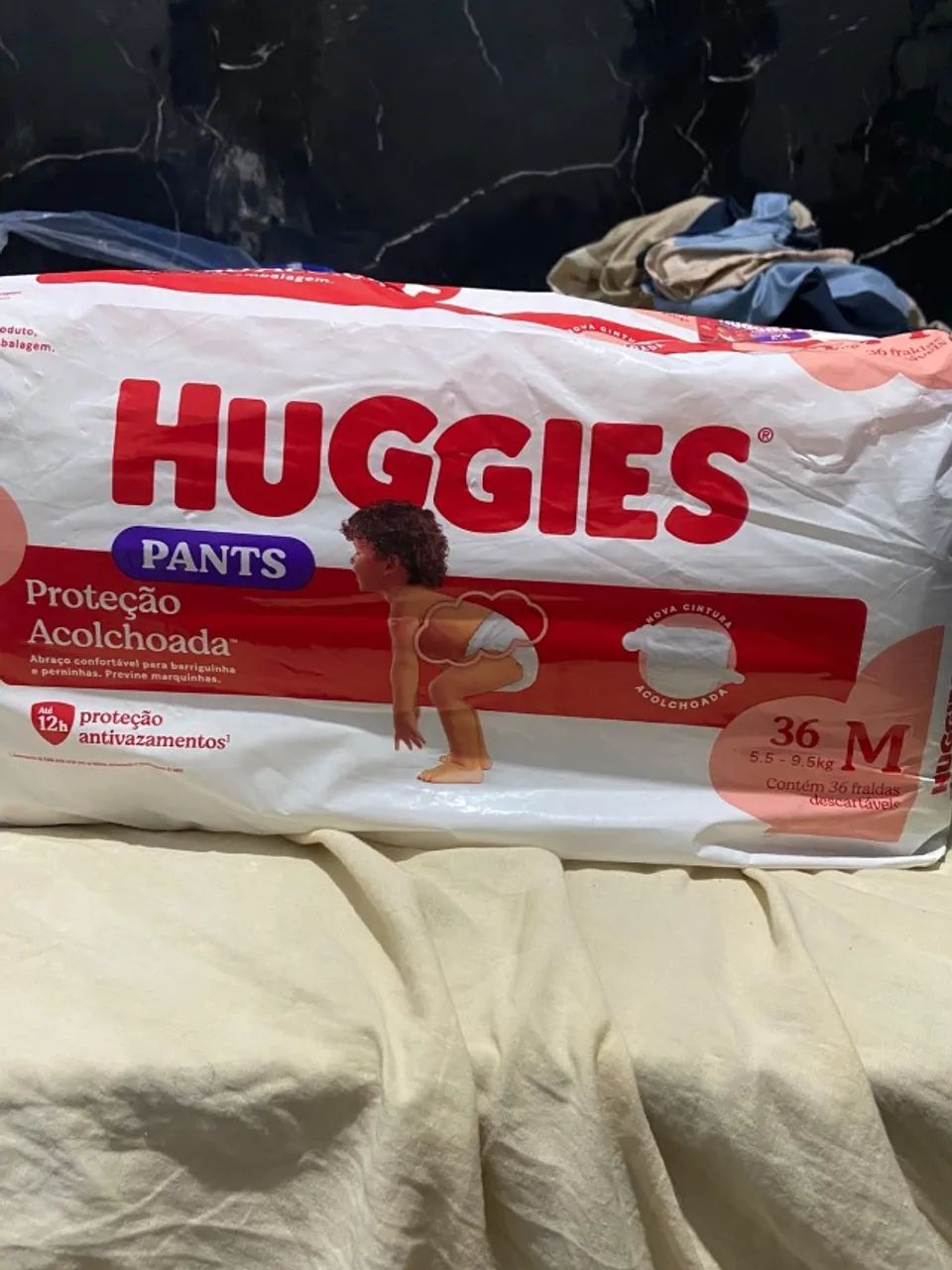  Fralda M nova e lacrada - Huggies