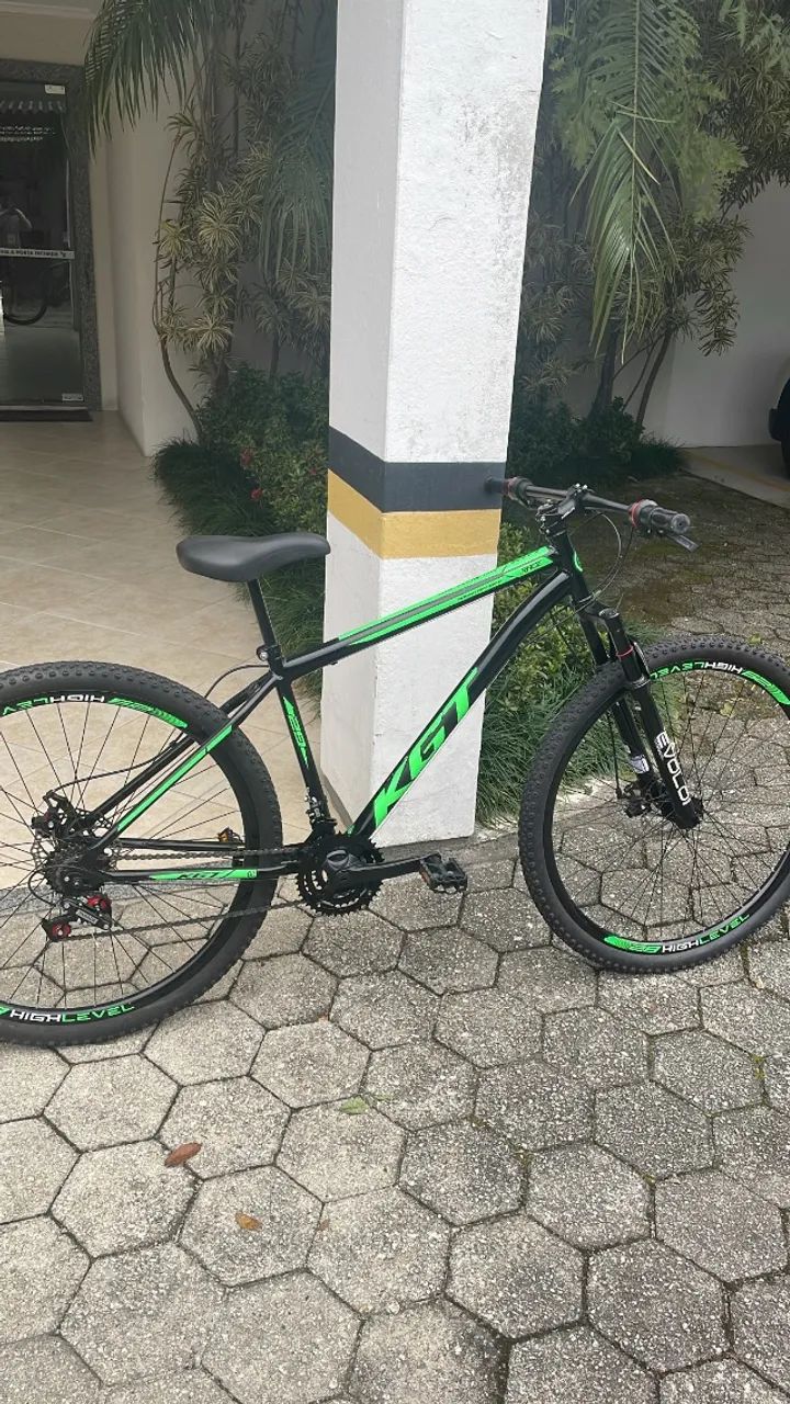 Bicicleta KGT Aro 29, 2 meses de uso + cubo traseiro extra.