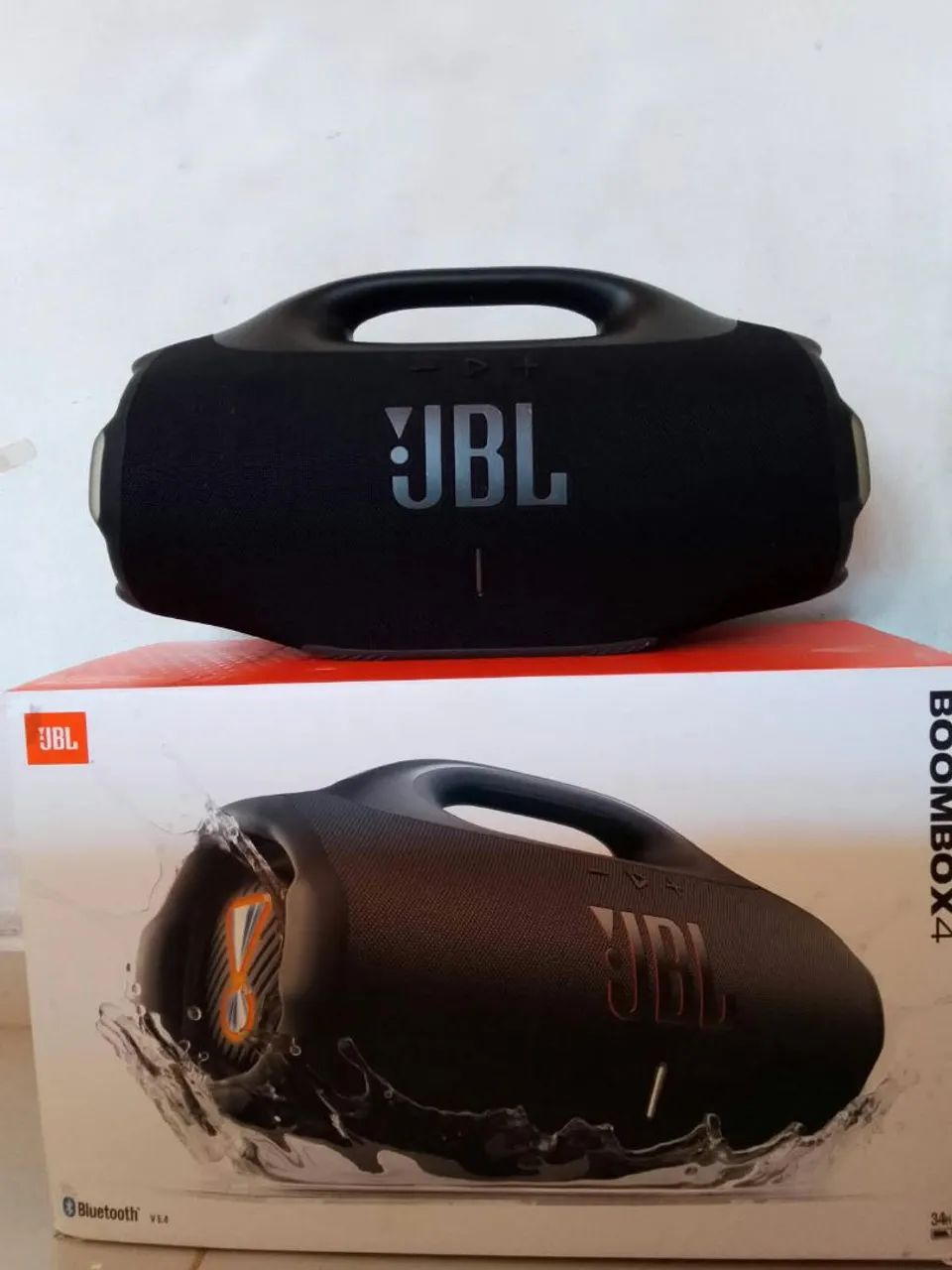 BOMBOX 4 