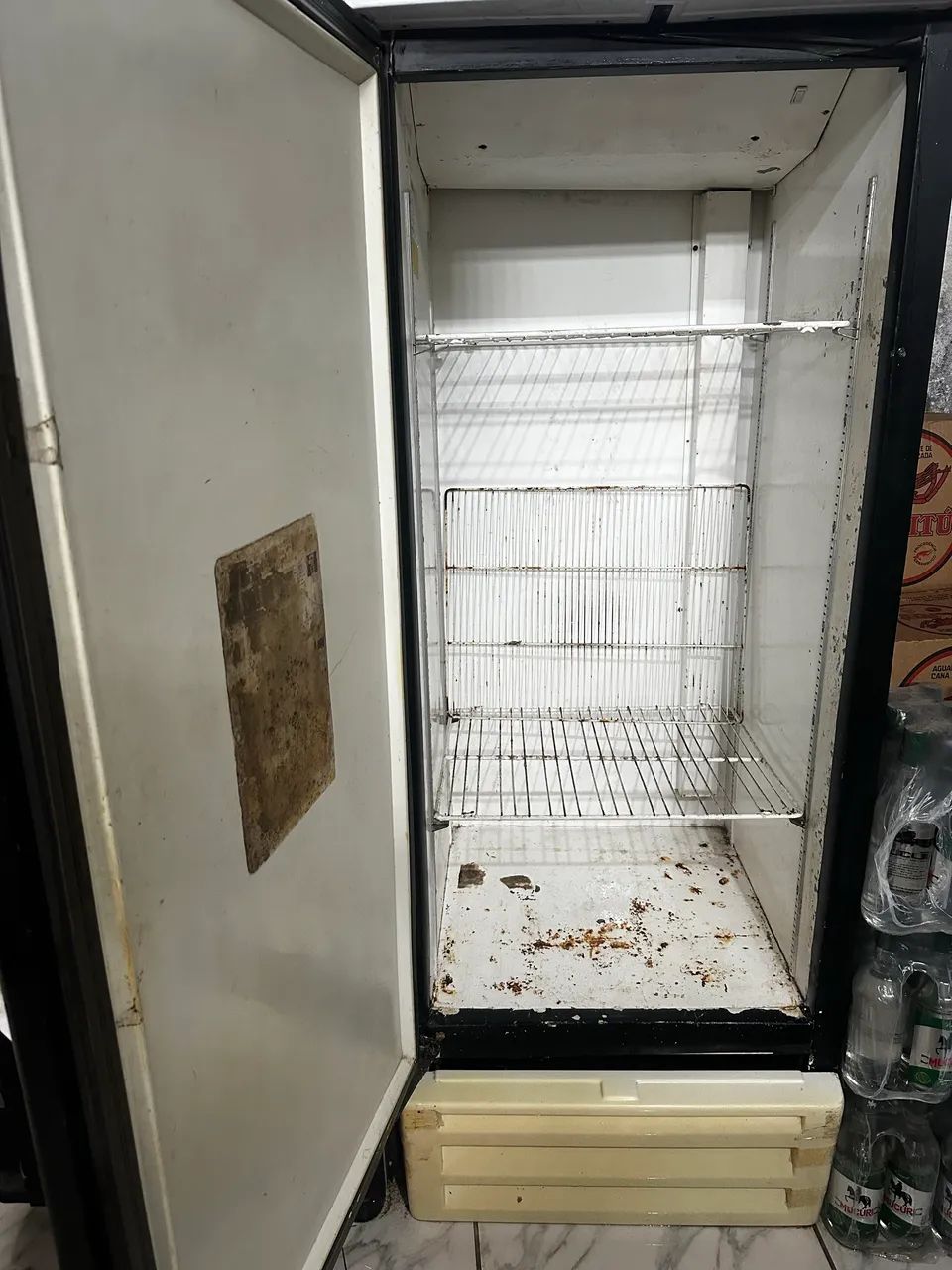 Freezer Cervejeiro Vertical - Funcionando Perfeitamente! - Foto 3
