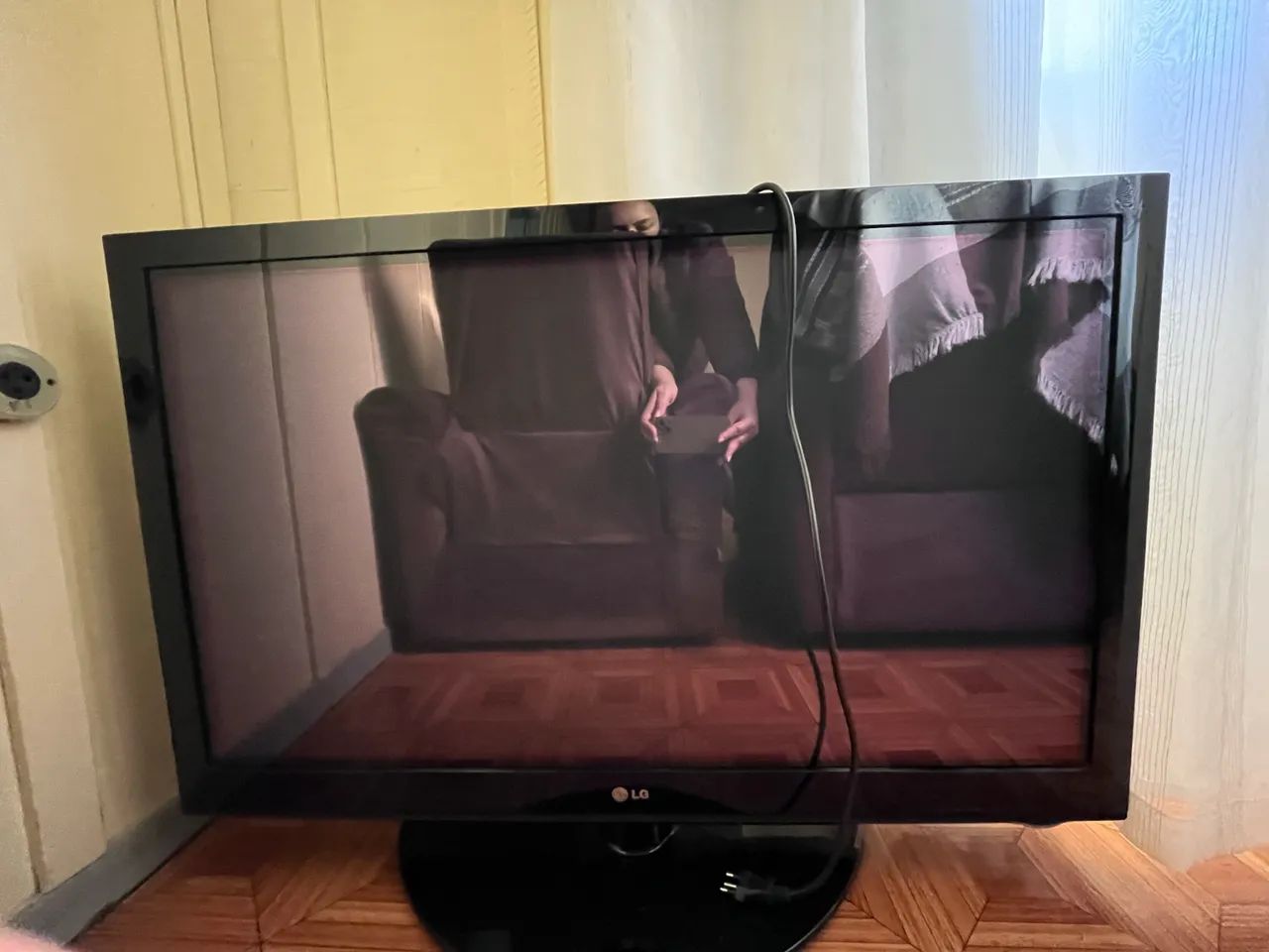 TV LG 42 Polegadas modelo 42PQ30R - Foto 4