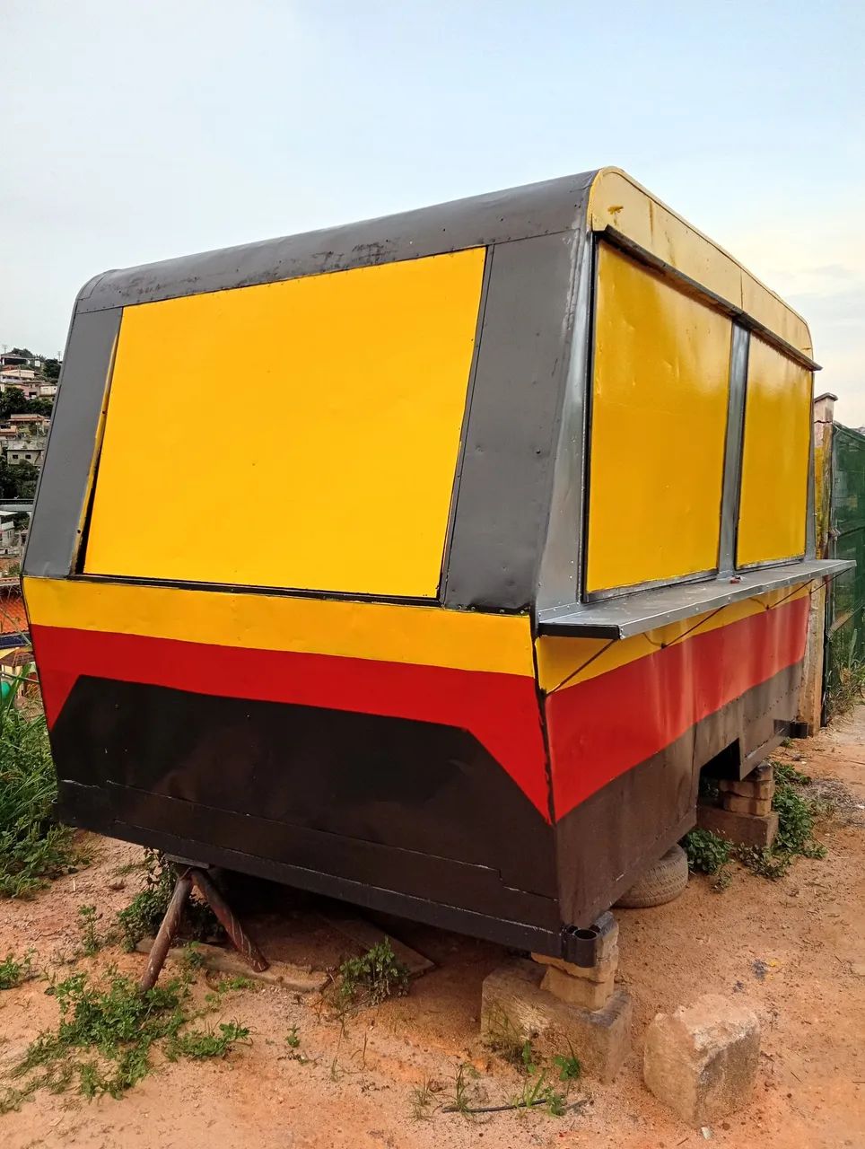 Trailer para venda de lanches 