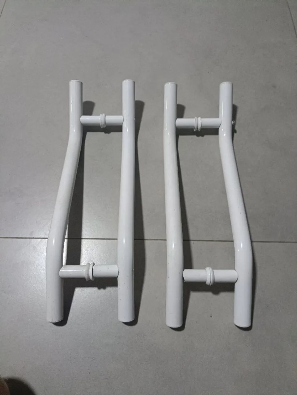 Puxador porta / lustre / baba eletrônica / canguru