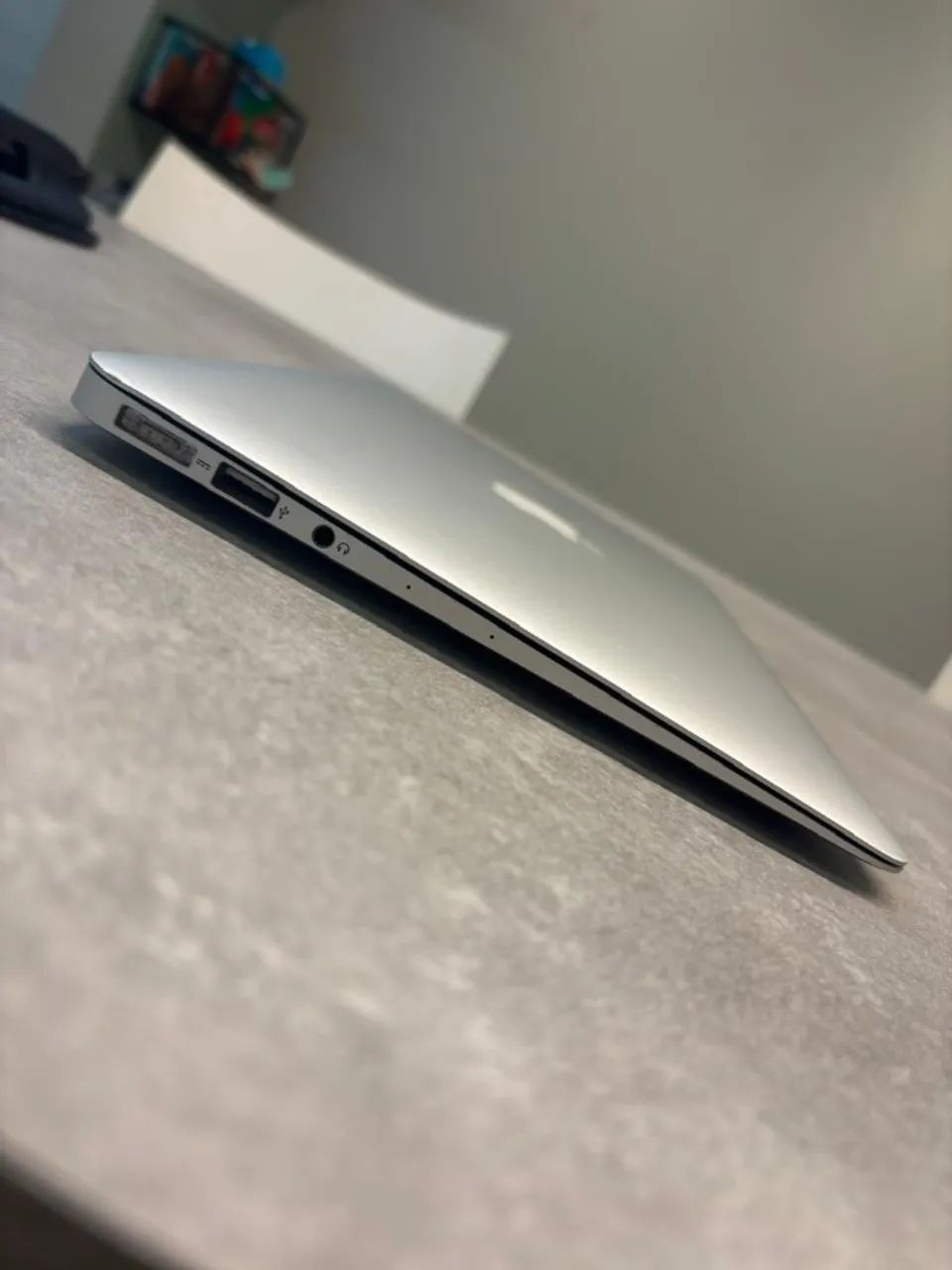 Macbook Air 11`` 2015 com sistema atualizado 2025 - Notebooks