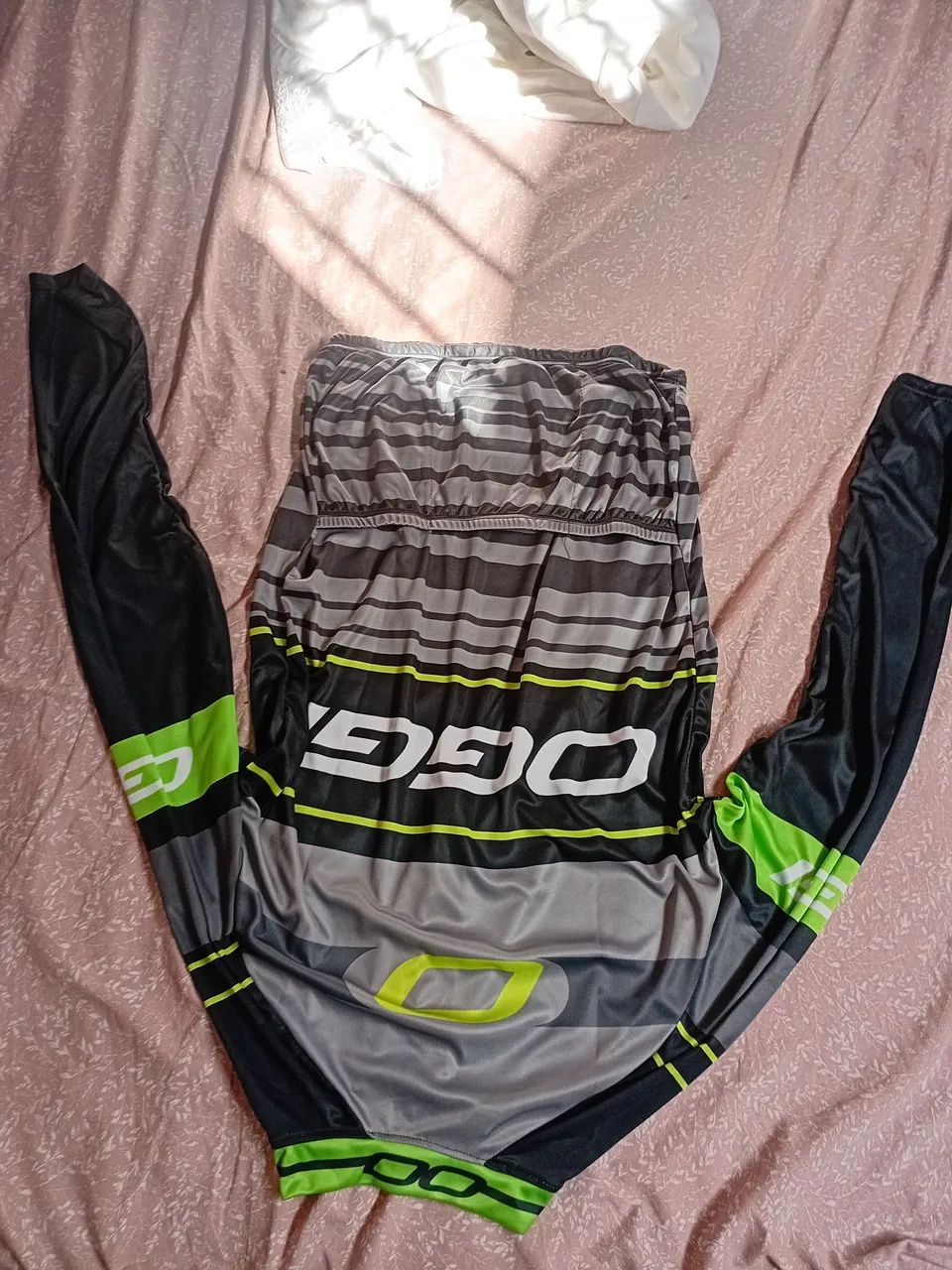 Vendo uma camisa de manga longa OGGI. - Foto 3