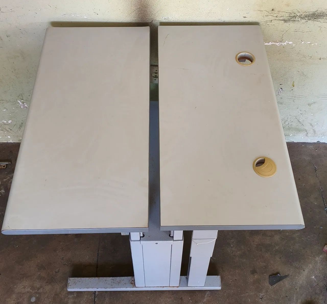 Mesa dupla com regulagem de altura - Foto 2