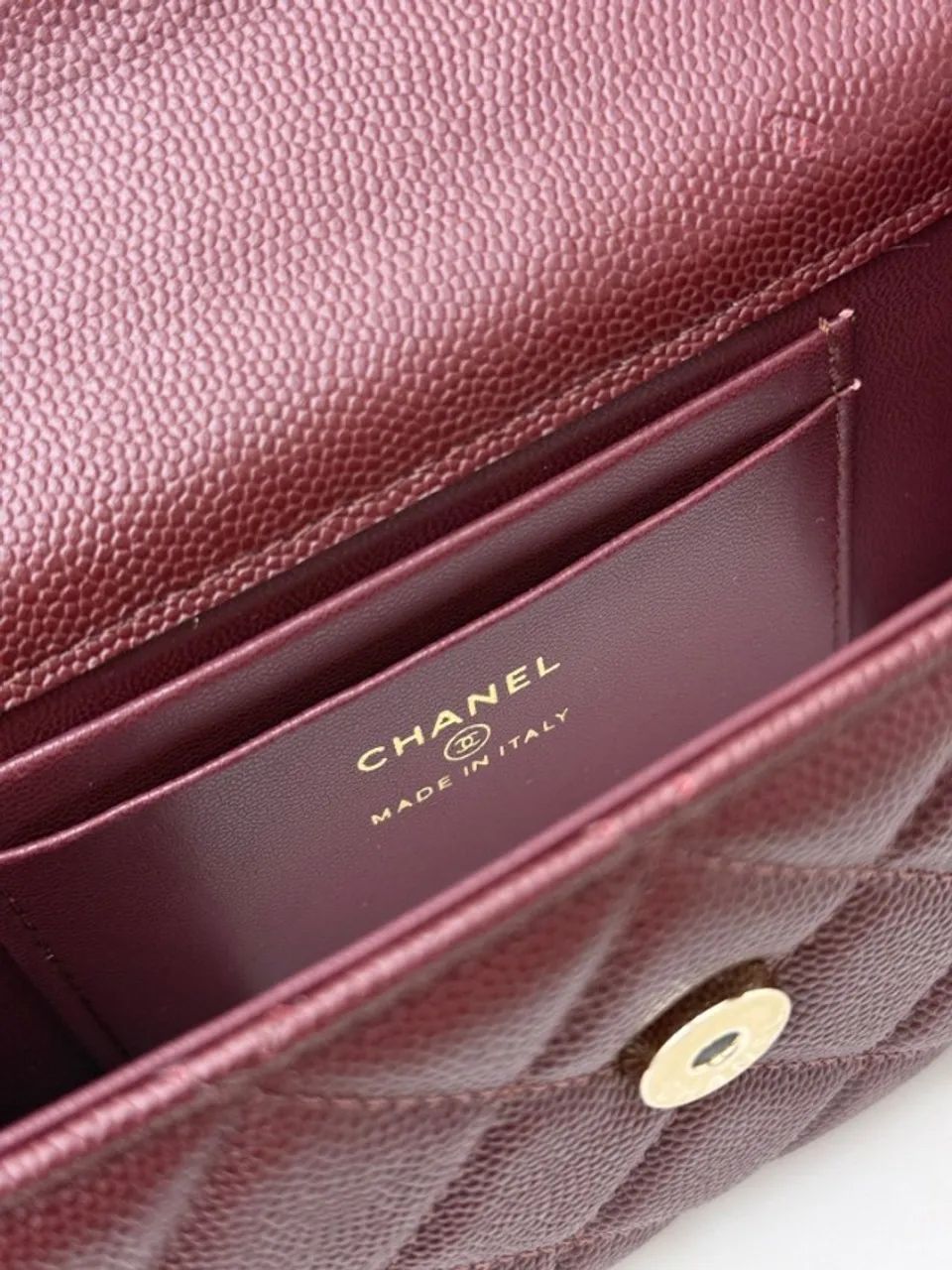 Bolsa Chanel Vinho Matelassê com Alça - Foto 4