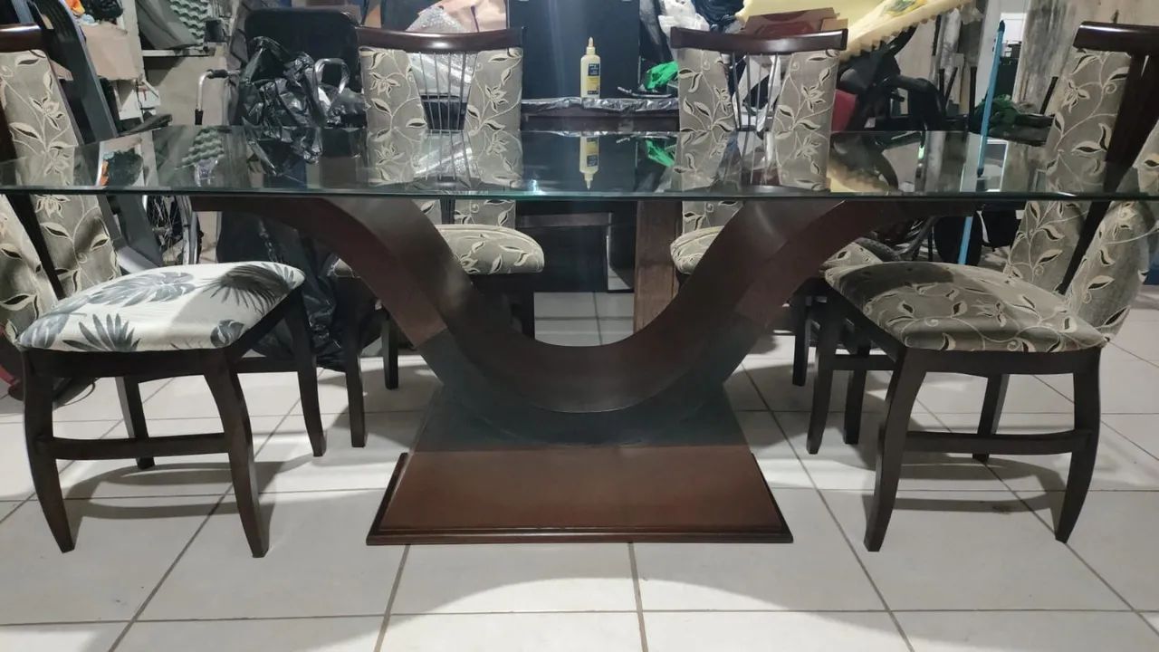 MESA DE JANTAR DE VIDRO COM 6 CADEIRAS - Foto 5