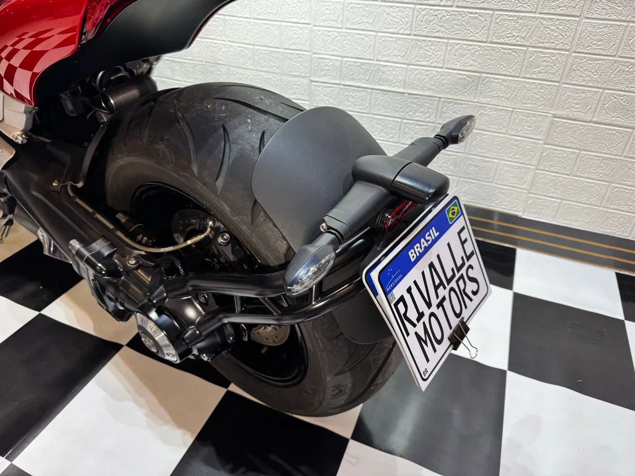 TRIUMPH ROCKET lll - Foto 5