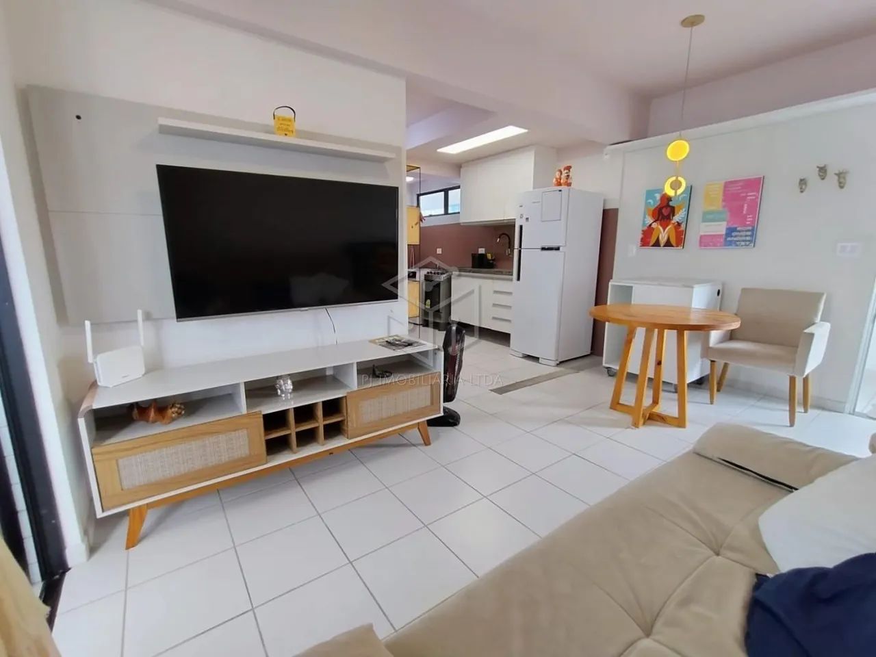 APARTAMENTO MOBILIADO COM 2 QUARTOS NOS AFLITOS