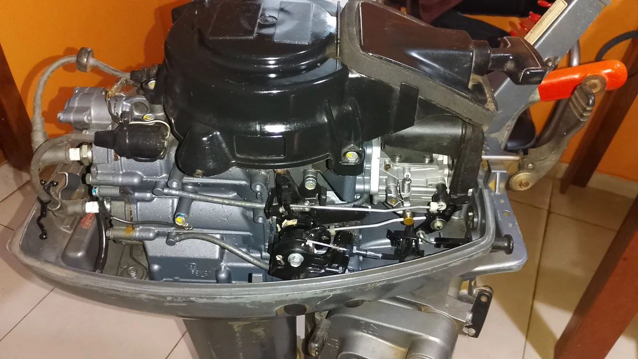 Motor de popa hiamaha 15 hp - Foto 4