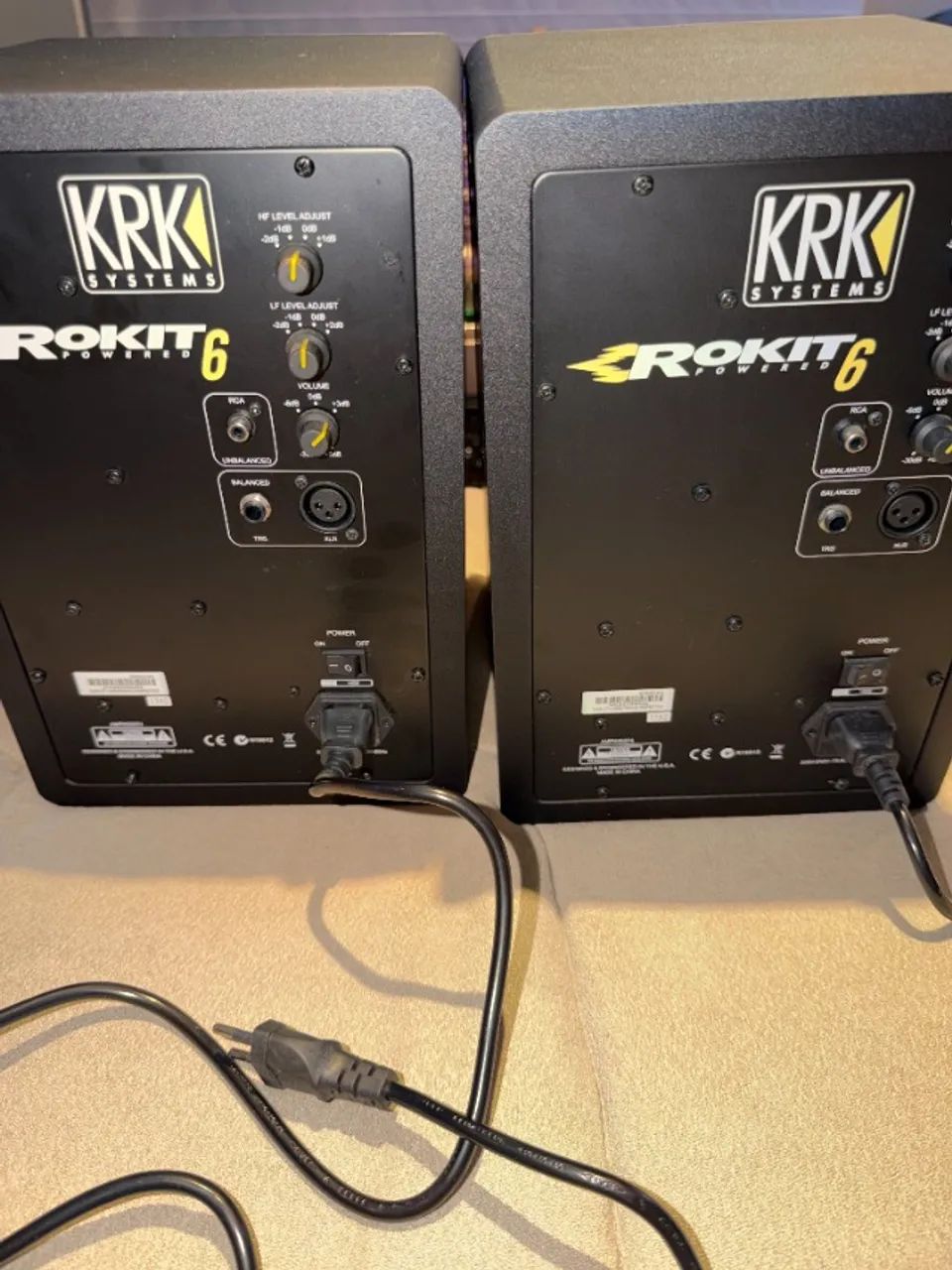 Par de Monitores KRK Rokit 6 + Cabos - Foto 4