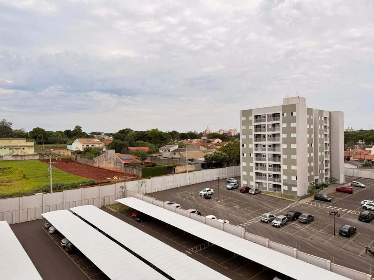 Apartamento para alugar em Maringá, Jardim Tropical, com 2 quartos, com 45.33 m² - Foto 4