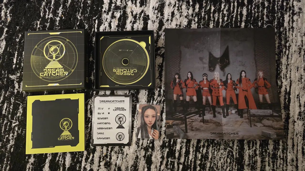 Albuns Dreamcatcher Apocalypse - Follow Us & From Us   - Foto 2