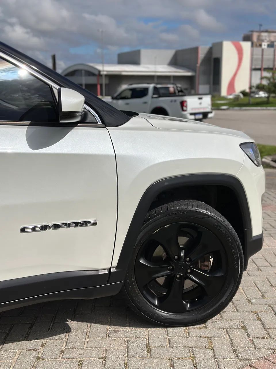 Jeep Compass Longitude 2.0 4X2 Flex 16V Aut. 2018 - Foto 4
