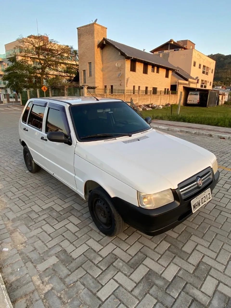 Fiat Uno Uno Mille 1.0 Fire/ F.Flex/ ECONOMY 4p 2011