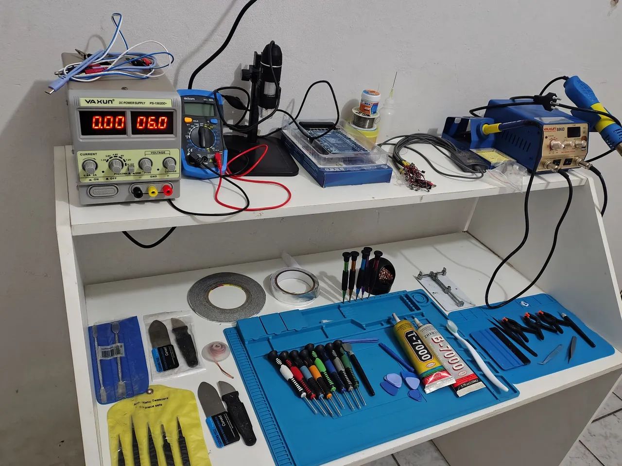 Mesa e todos os equipamentos materiais  - Foto 2