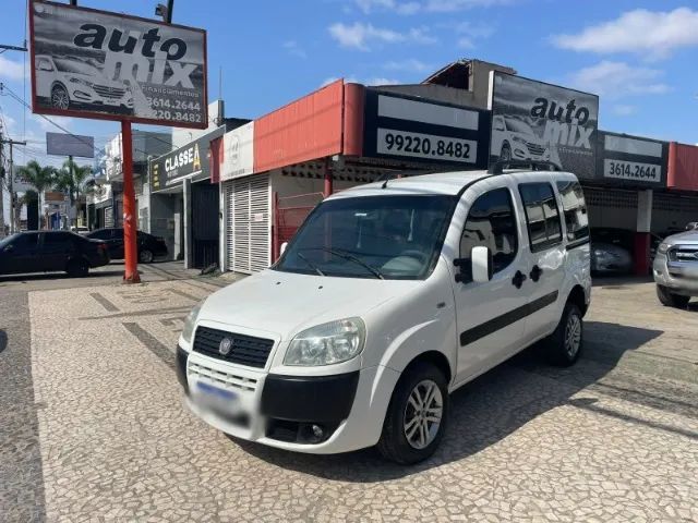 Fiat Doblo ESSENCE 1.8 16V FLEX 2012