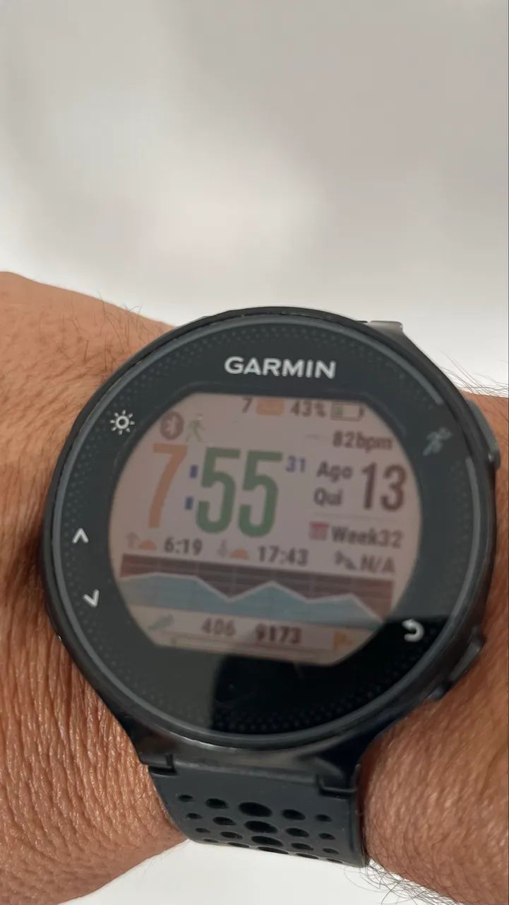 Garmim forerunner 235