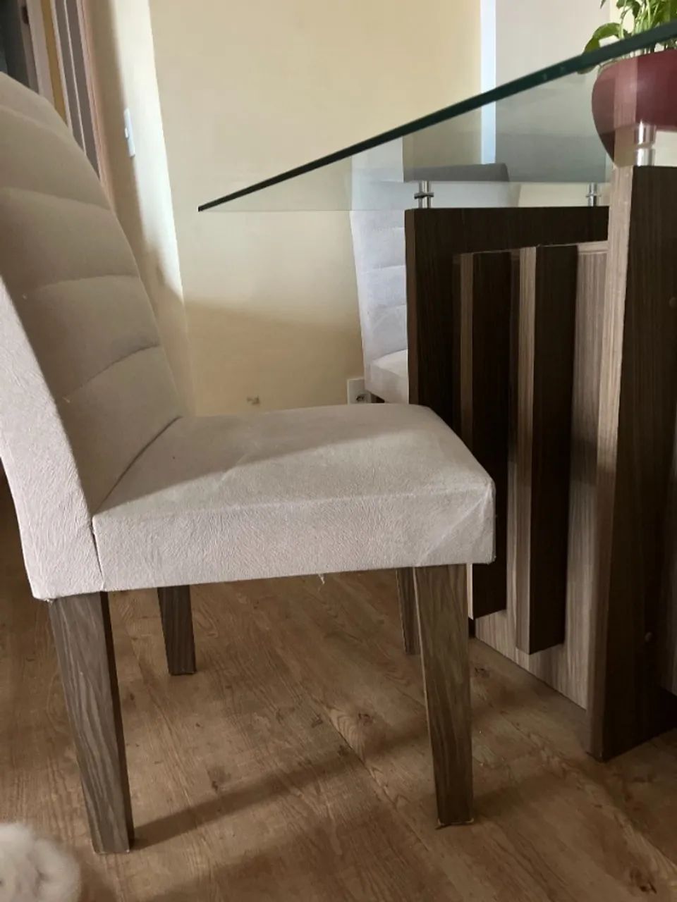 Mesa de Jantar com Quatro Cadeiras - Foto 3