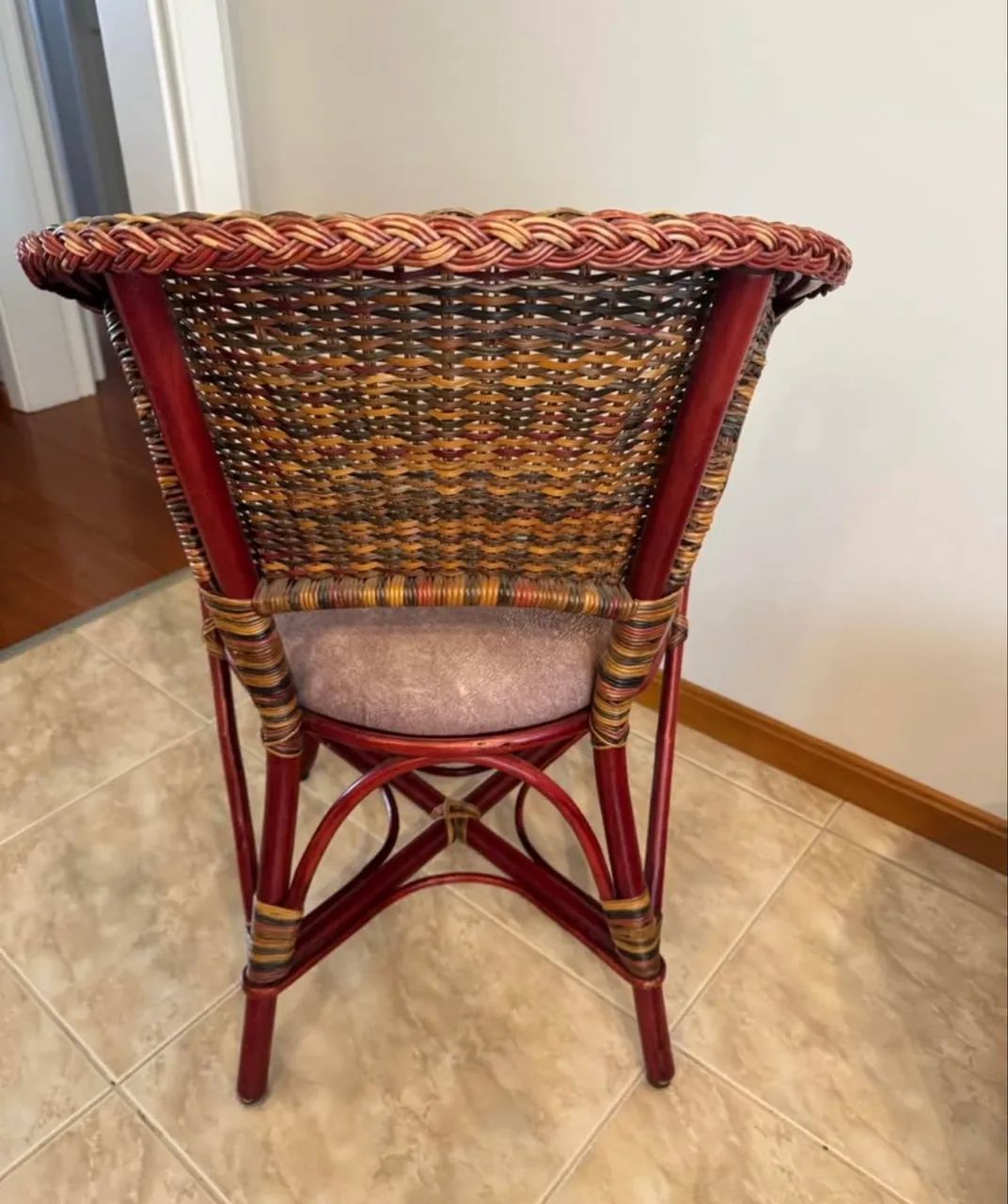 Cadeira linda  - sem envio  - Foto 3