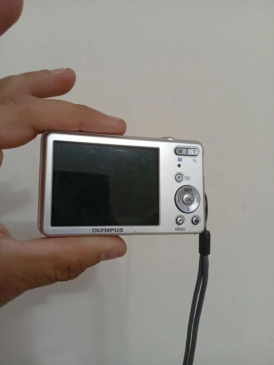 Camera digital Olympus cinza 