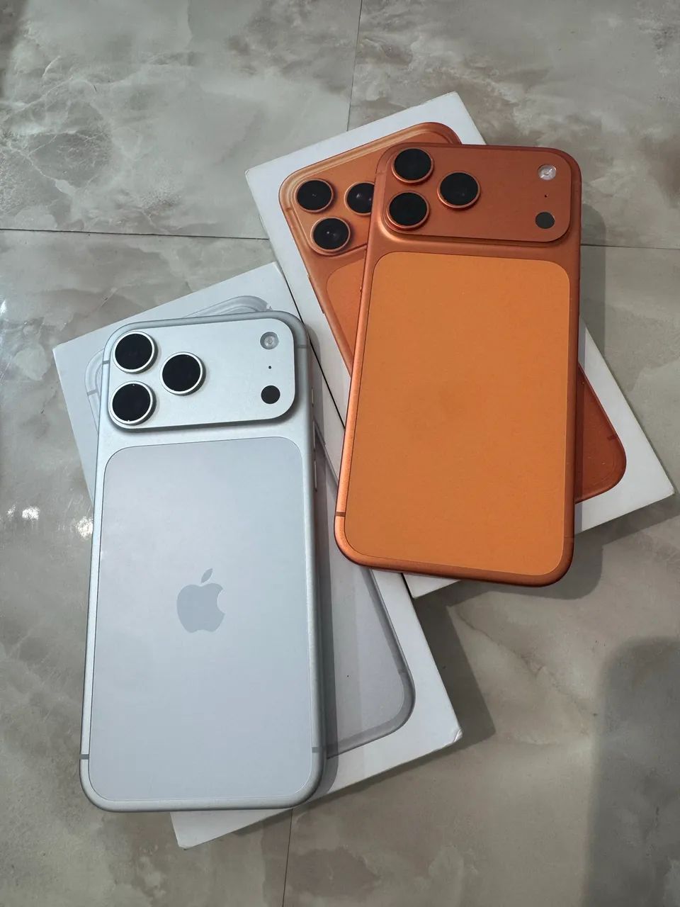 iphone 17 pro Max semi novo  - Foto 2