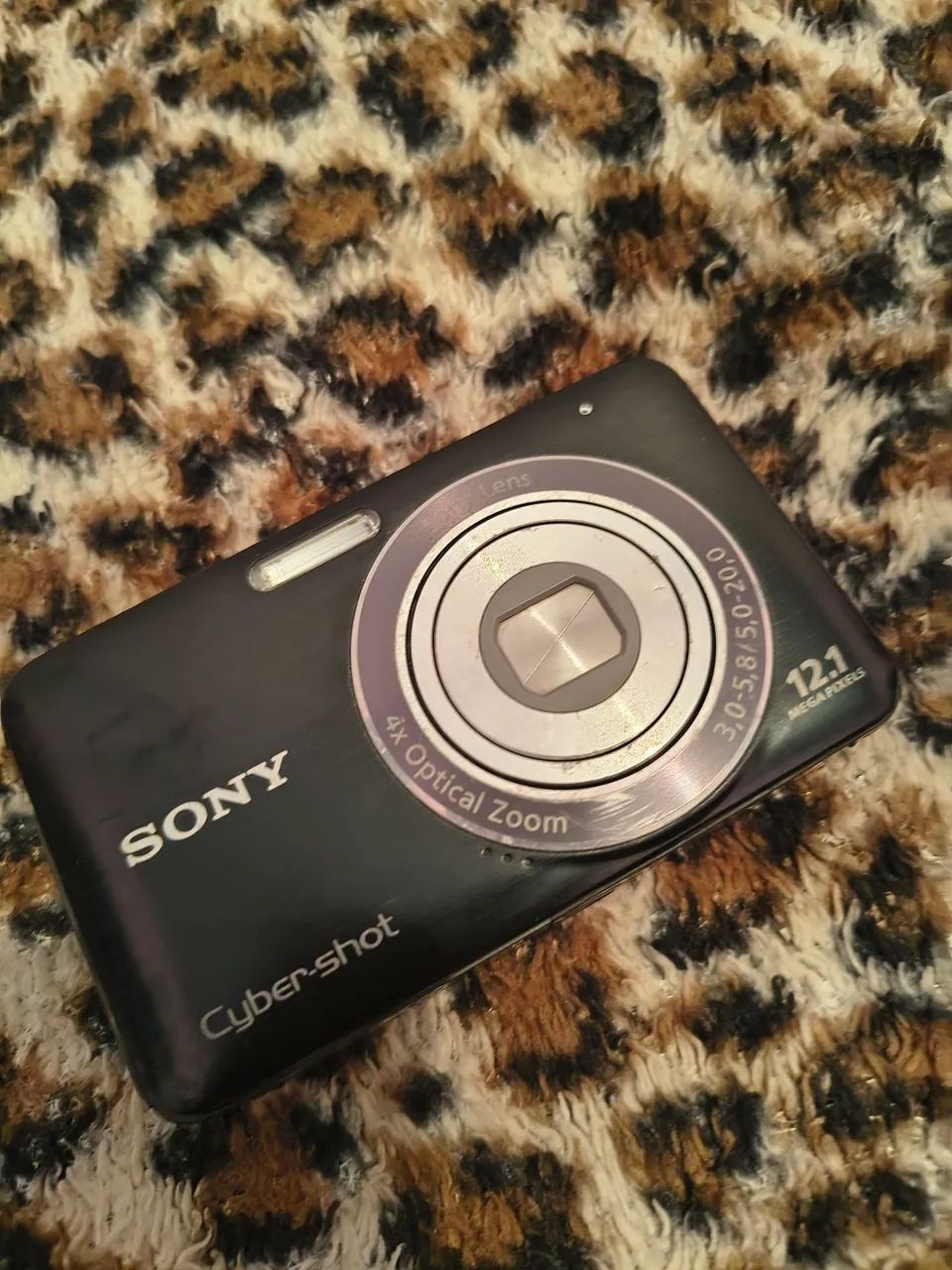 Vendo câmera Sony Cyber-shot 12.1 mega Pixels - Câmeras e