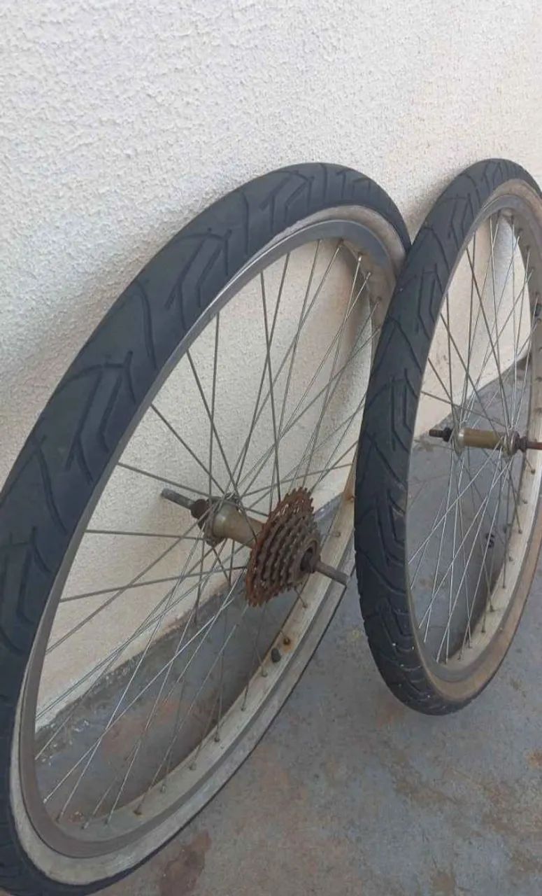 Pneus Praieiro Aro 26 