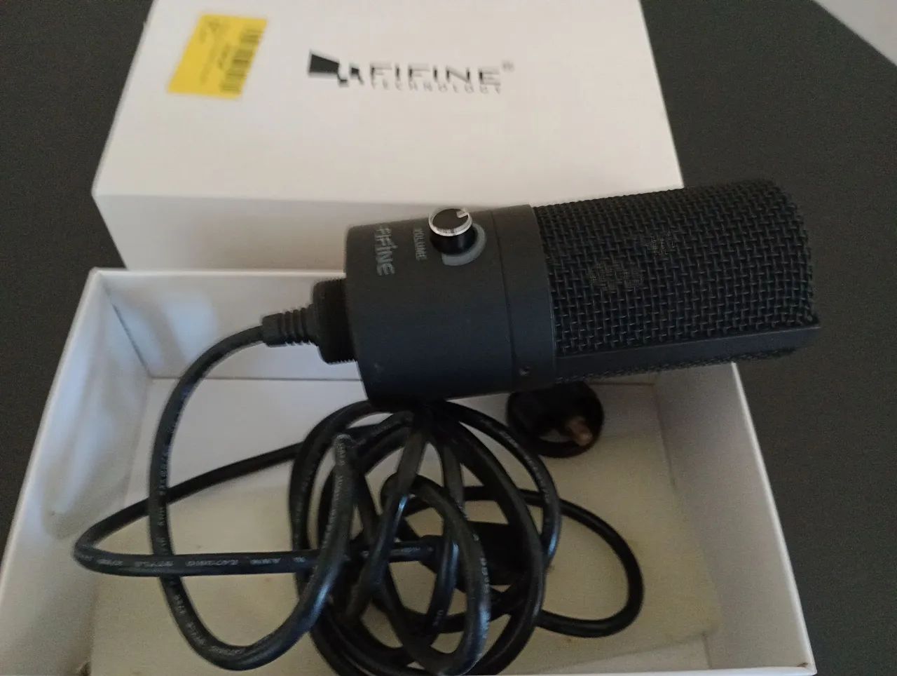 Microfone condensador K669 Fifine.USB preto  - Foto 2