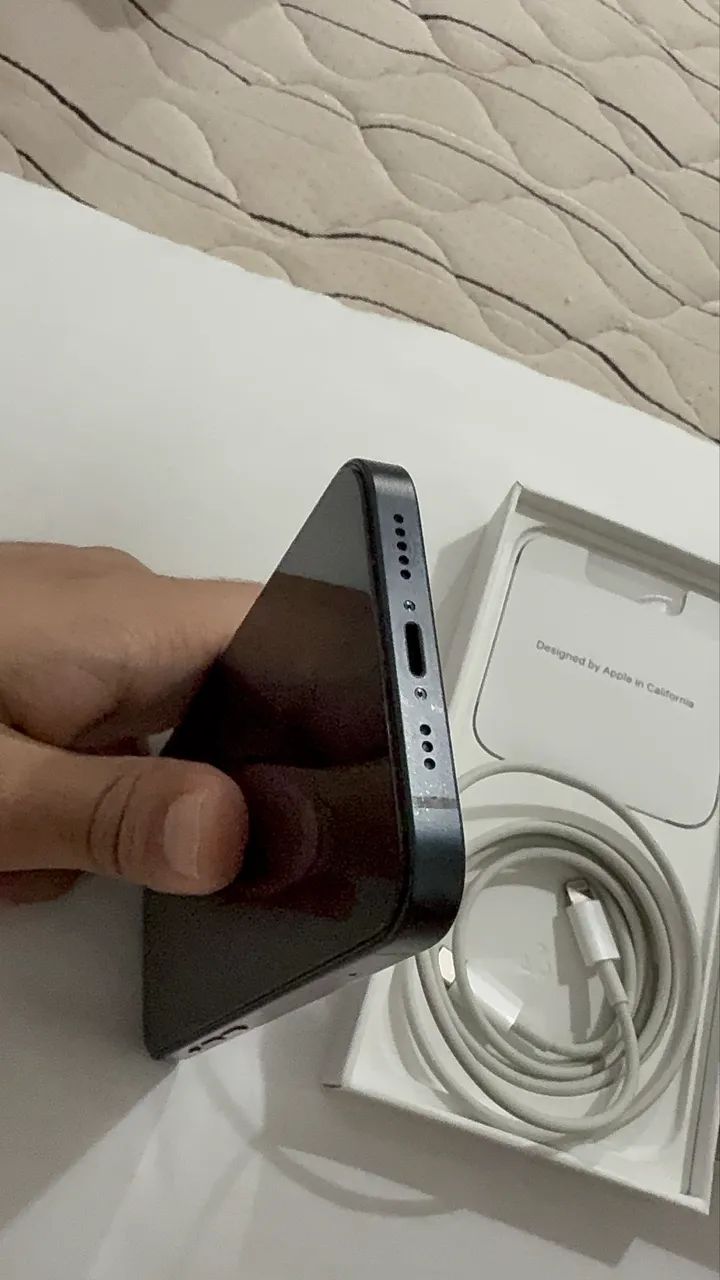 iPhone 13 black 128g  - Foto 2
