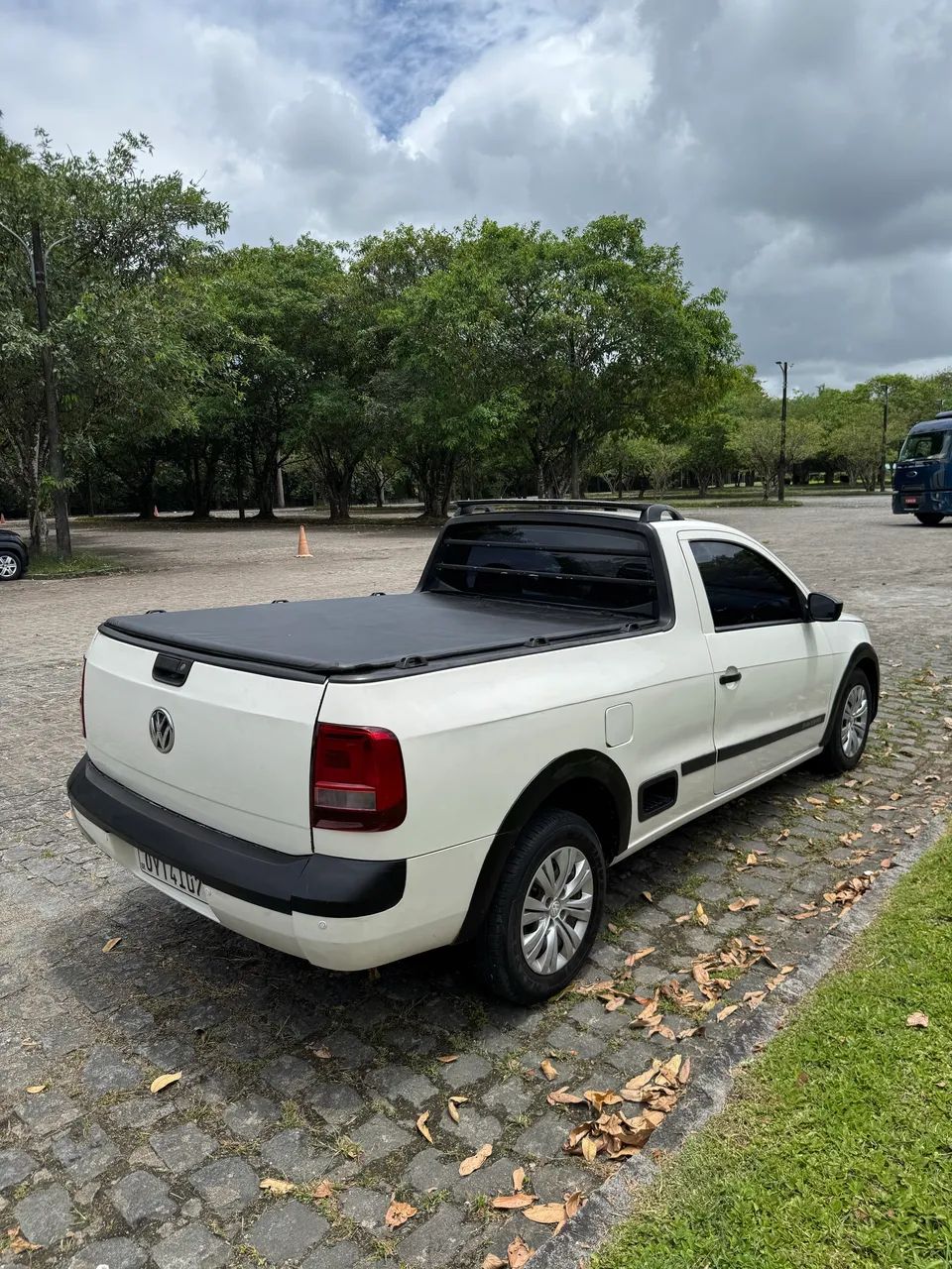 Volkswagen Saveiro TRENDLINE 1.6 T.FLEX 8V 2015