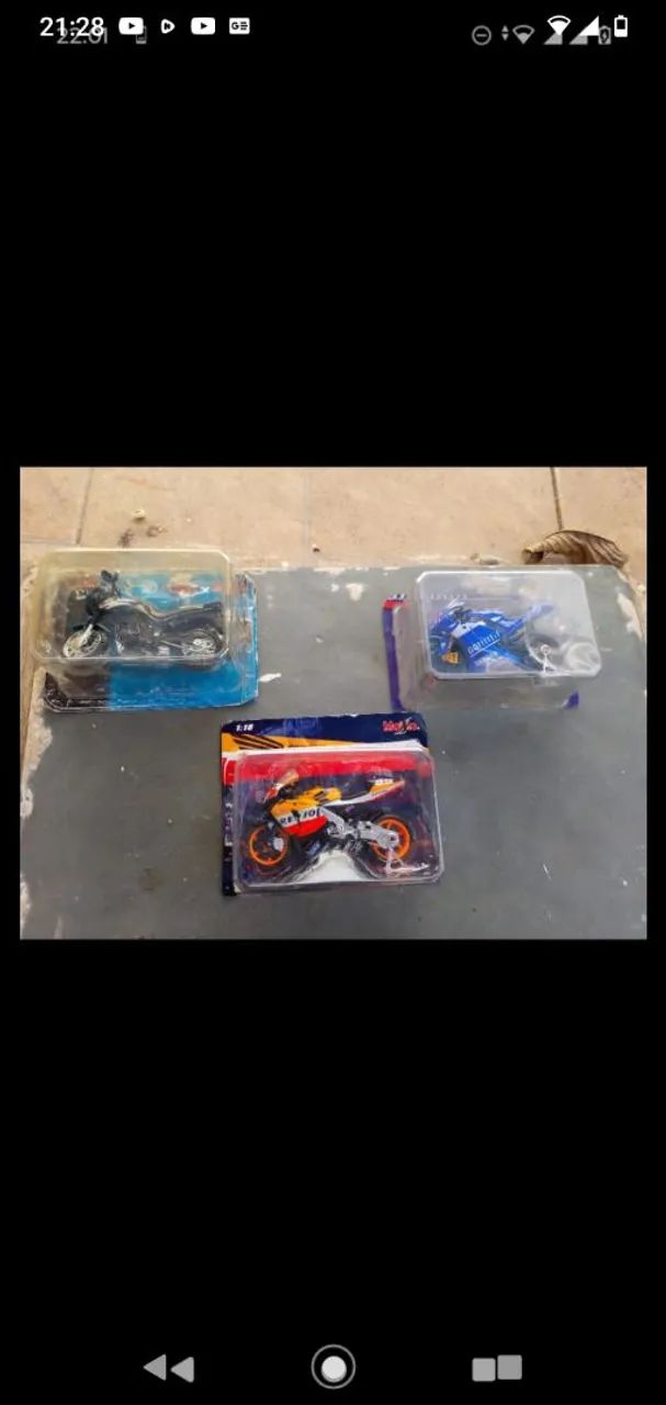 3 MINIATURAS DE MOTO - Foto 2