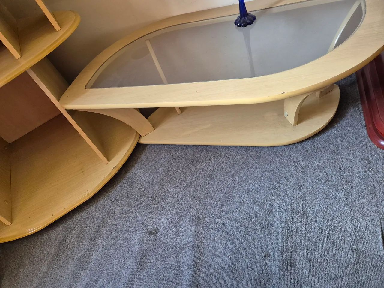 Rack para TV com mesa centro na cor marfim - Foto 2