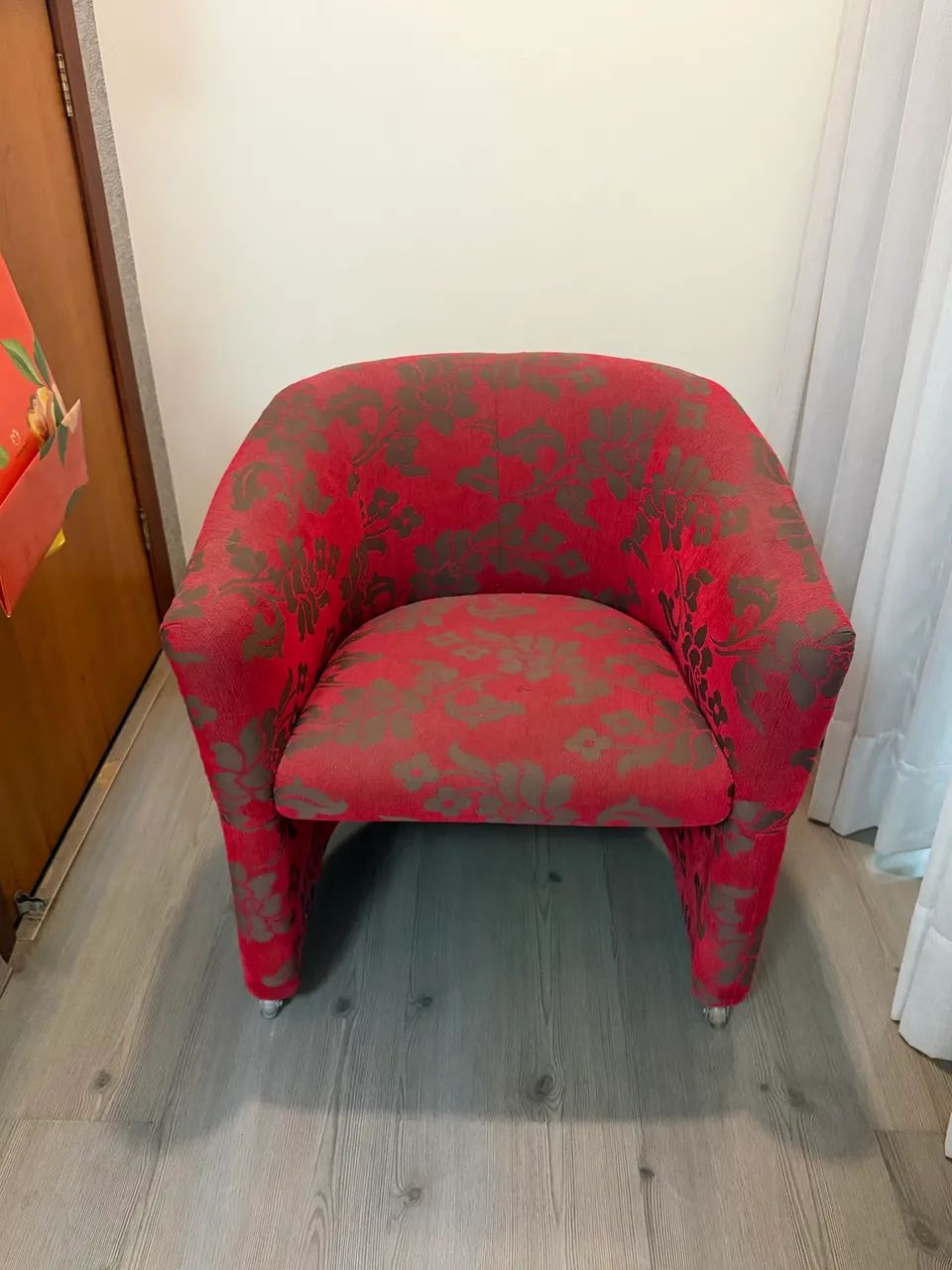 Poltrona estampada estilo clássico  - Foto 2