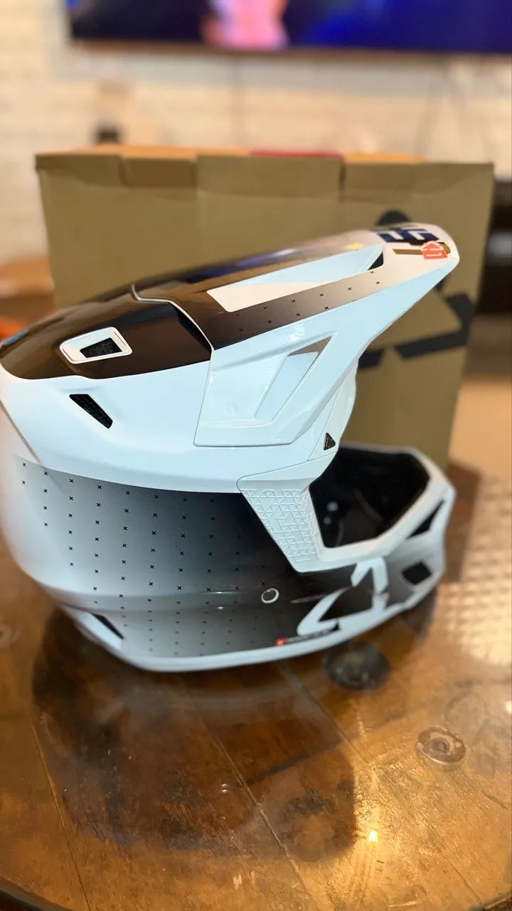 Capacete Leatt Gravity 8.0 Carbon Tamanho ?L? 58/60 - Foto 5