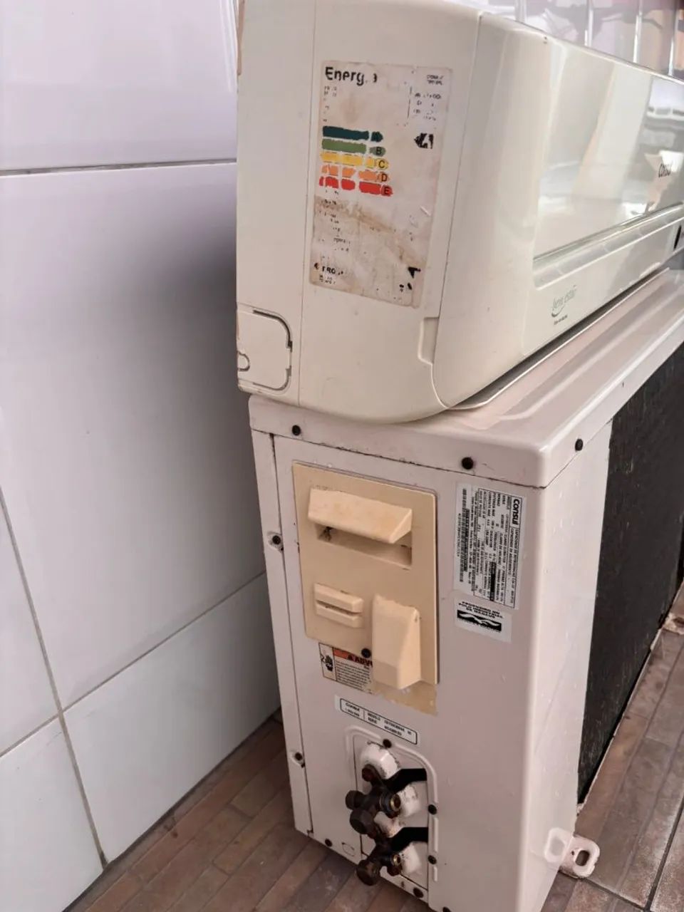 Um ar condicionado 9000 btus cnsul - Foto 5