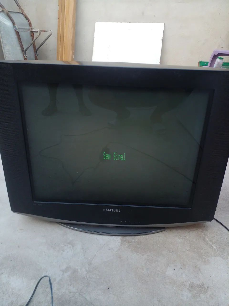 VENDO TV PLASMA 29 POLEGADAS FUNCIONANDO PERFEITAMENTE  MUITO CONSERVADA  - Foto 2