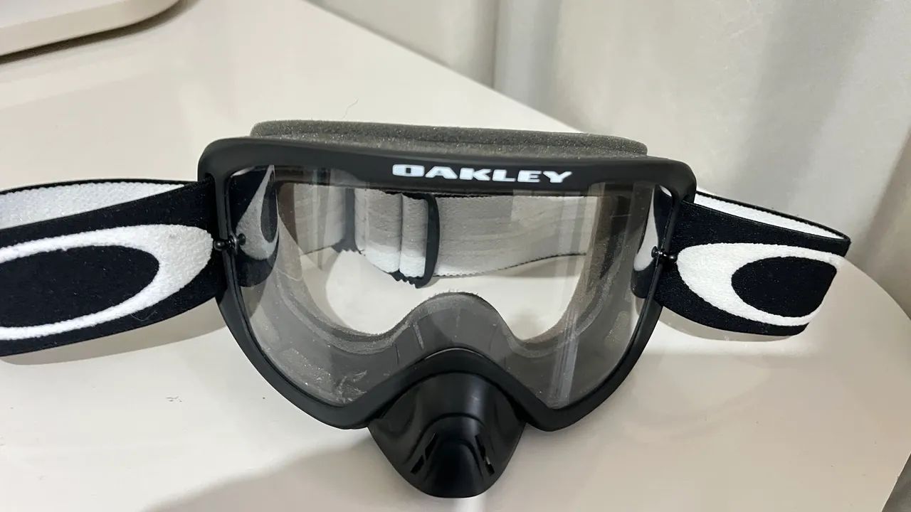 VENDO CAPACETE  CROSS COM OCULOS OAKLEY - Foto 5