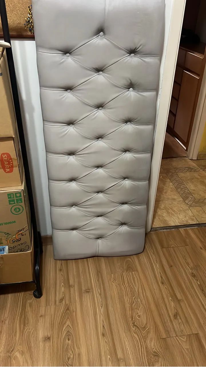 Cabeceira de cama de casal cinza  - Foto 2