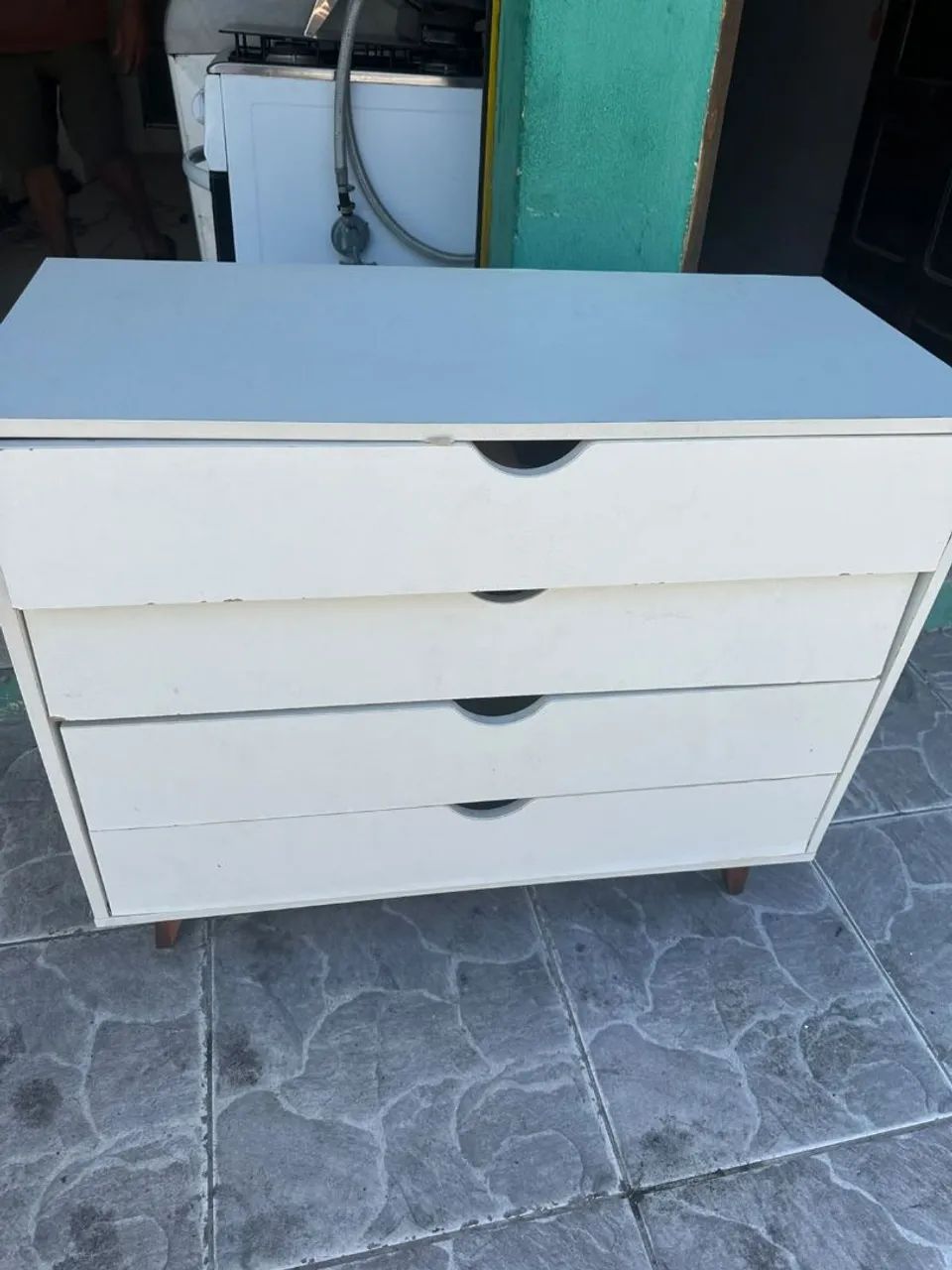 Cômoda com gaveta