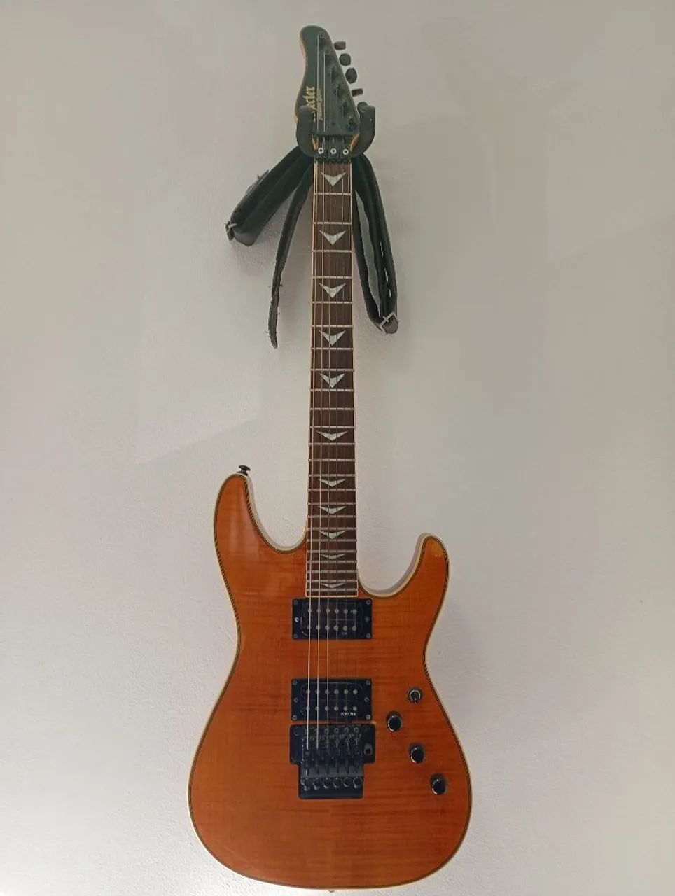 Guitarra Schecter Omen 6 
