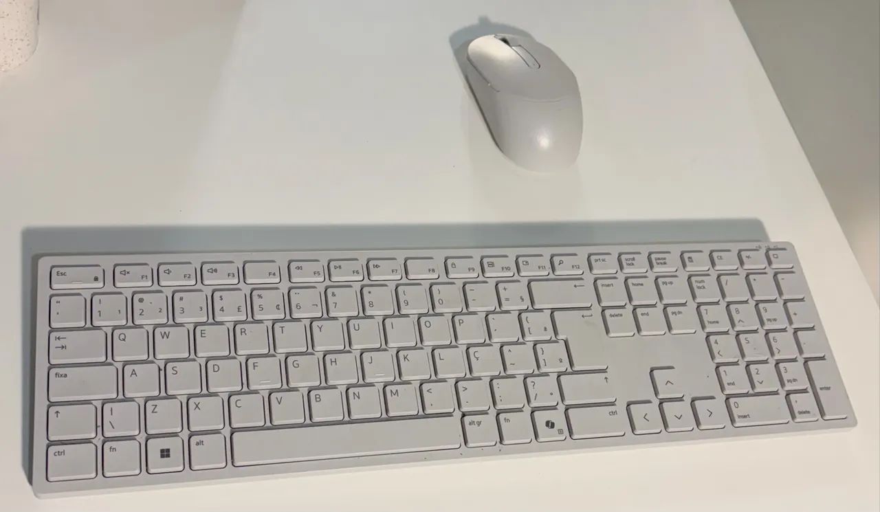 Mouse e teclado dell branco 
