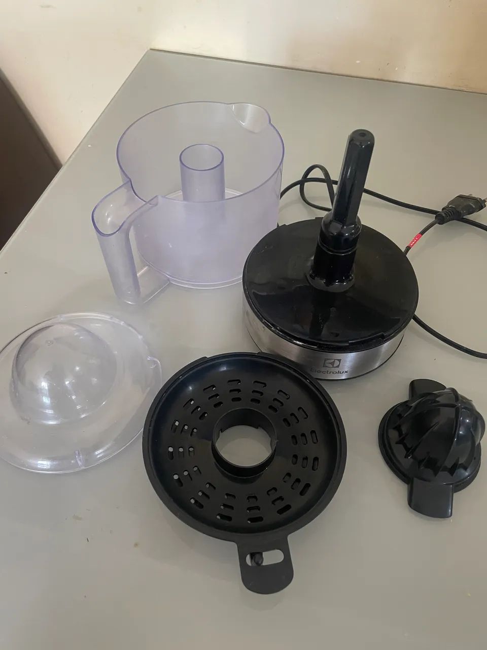 Espremedor de Frutas Electrolux Efficient 800ml (ECP10) - Foto 2