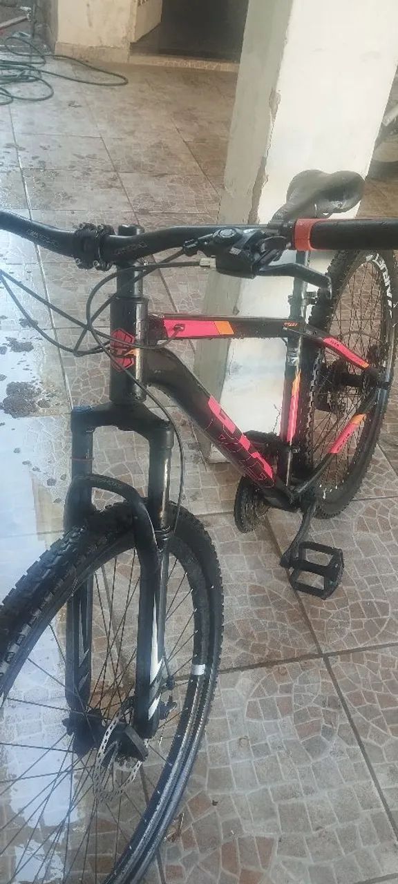 Bicicleta aro 29 semi nova  - Foto 2