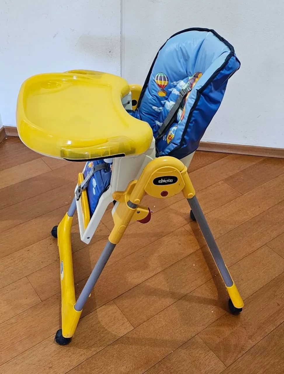 Cadeira de Alimentação Chicco Mamma Toy - Original e Bem Conservada - Foto 3